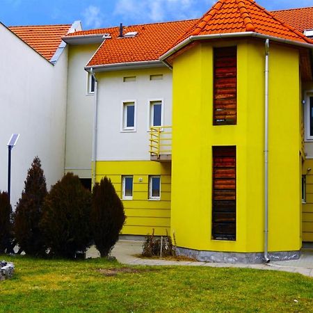 Pajkos Poni Vendeghaz Hotel Miskolc Ngoại thất bức ảnh