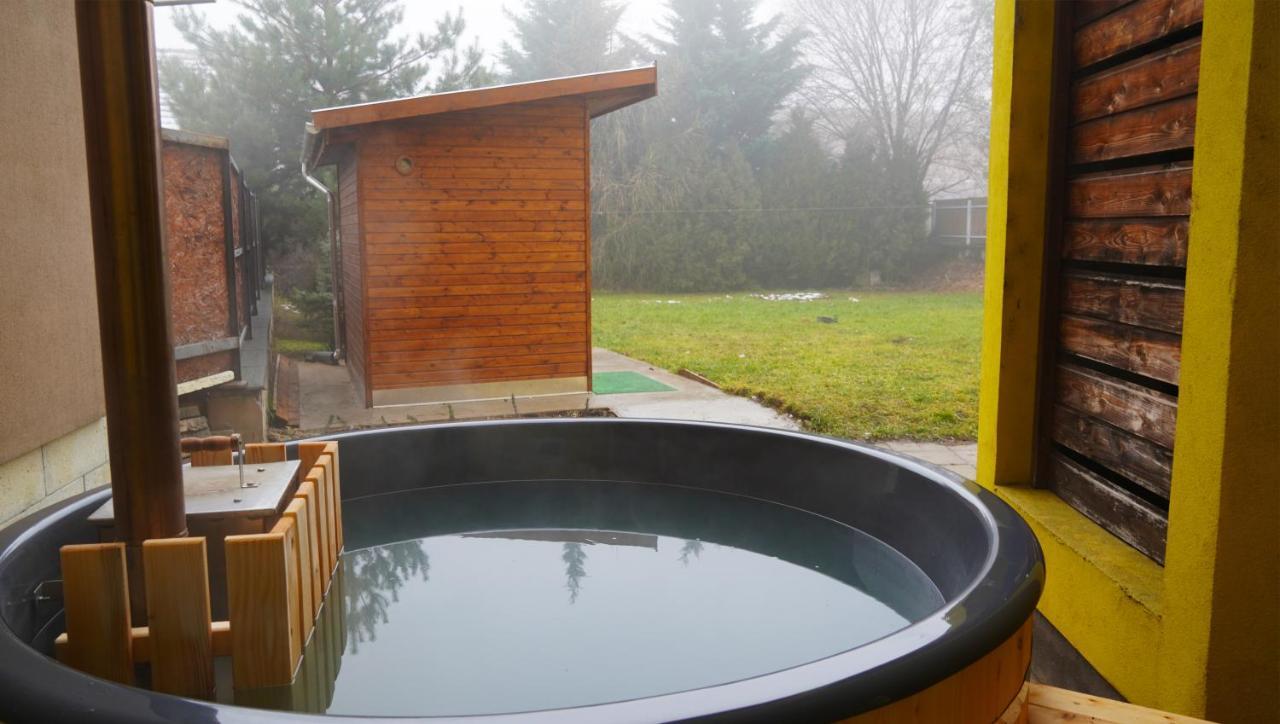 Pajkos Poni Vendeghaz Hotel Miskolc Ngoại thất bức ảnh