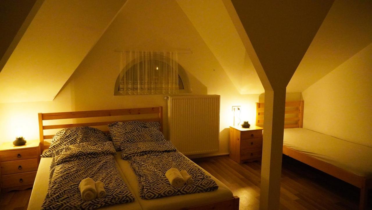 Pajkos Poni Vendeghaz Hotel Miskolc Ngoại thất bức ảnh