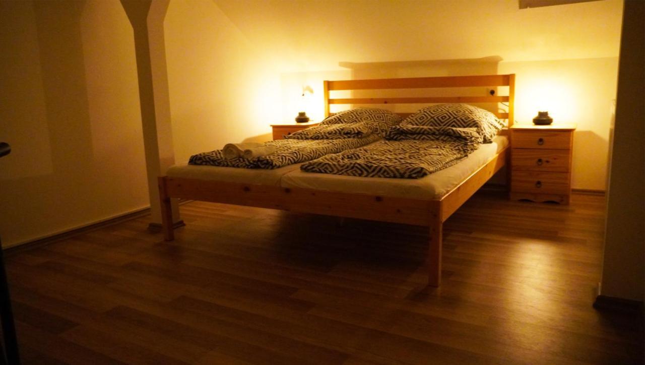Pajkos Poni Vendeghaz Hotel Miskolc Ngoại thất bức ảnh