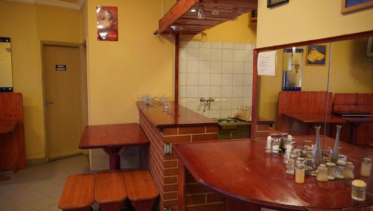 Pajkos Poni Vendeghaz Hotel Miskolc Ngoại thất bức ảnh